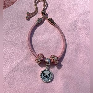 Retired Pandora Butterfly Agate Cameo charm 🦋